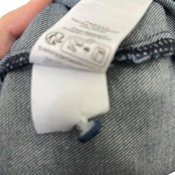 Welcome to my closet! - Picture 11 of 13